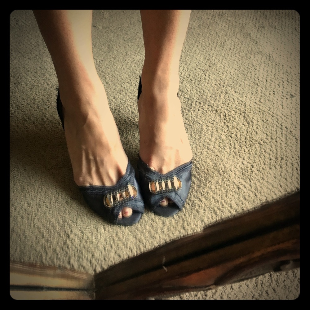 Seychelles silk royal blue heels size 8